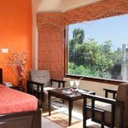 Polo Regency Hotel Sundarnagar Buitenkant foto