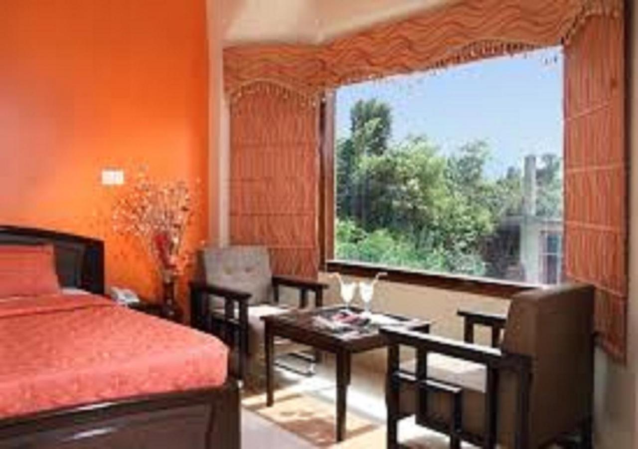 Polo Regency Hotel Sundarnagar Buitenkant foto